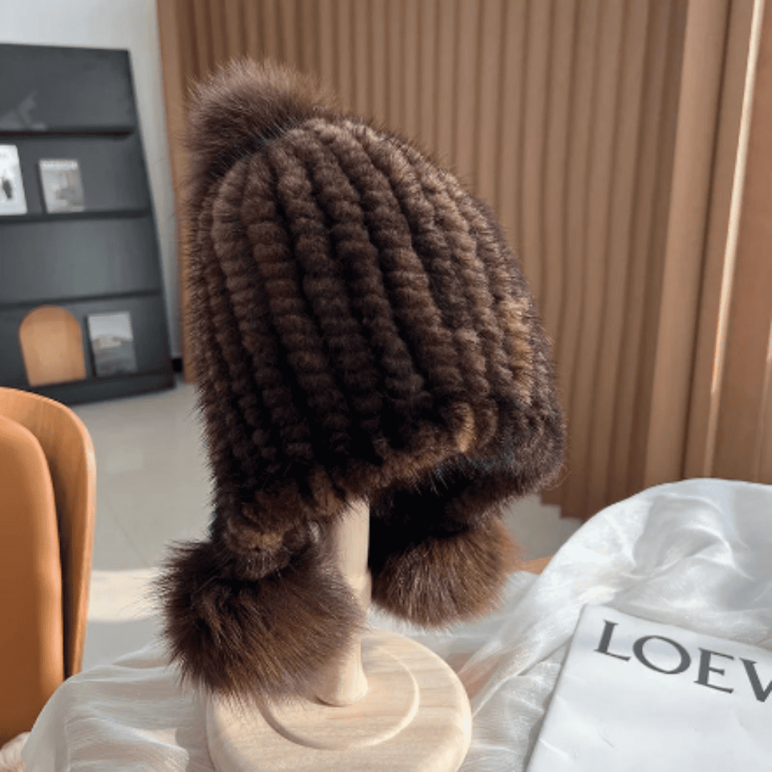 Touca Feminina com Pompom Forglows