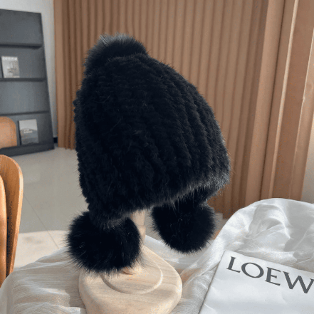 Touca Feminina com Pompom Forglows