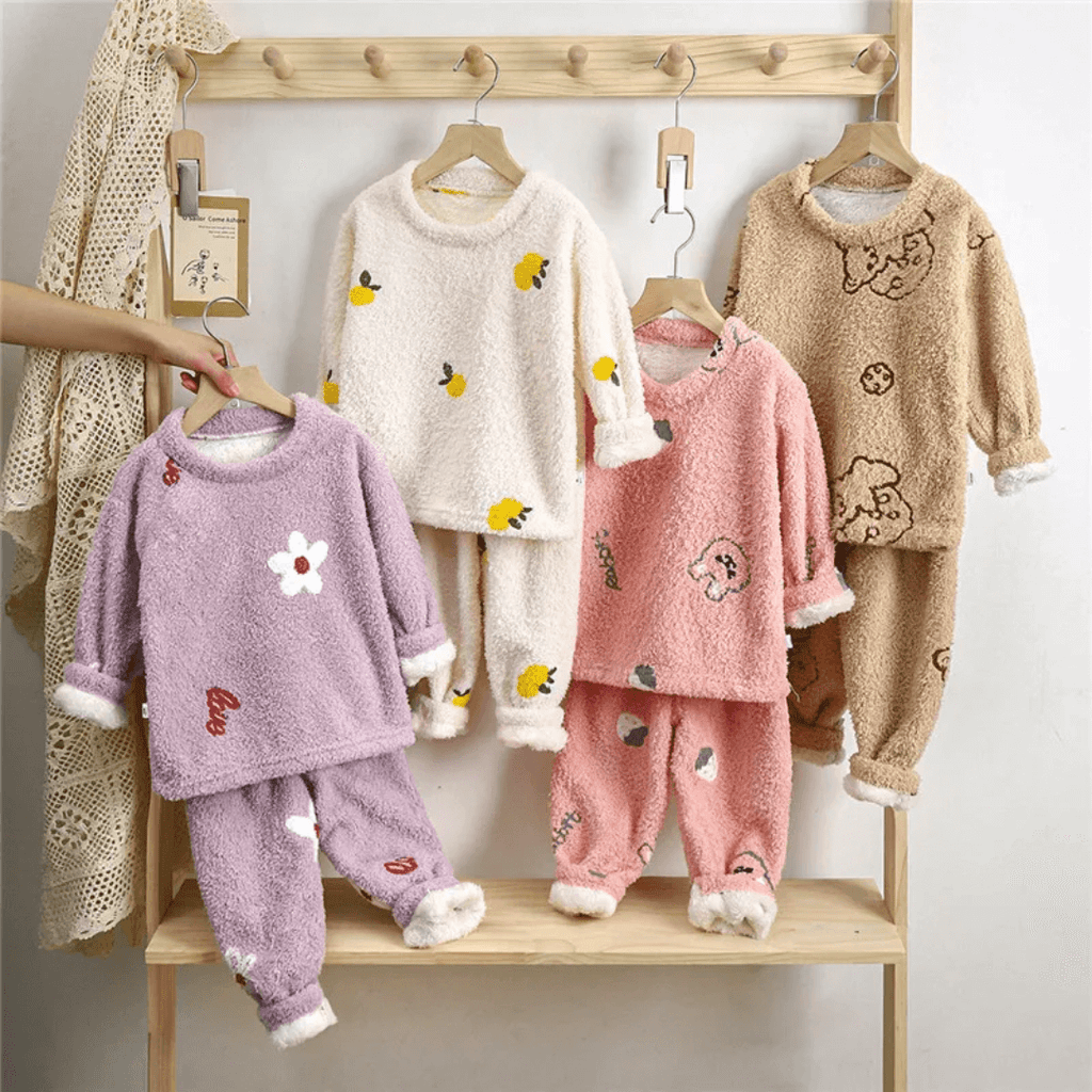 Pijama Infantil de Pelúcia Unissex Forglows