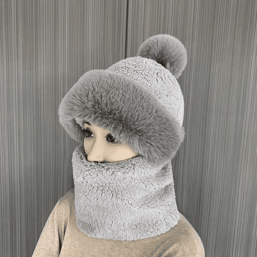 Balaclava Feminina em Pelúcia com Pompom Forglows
